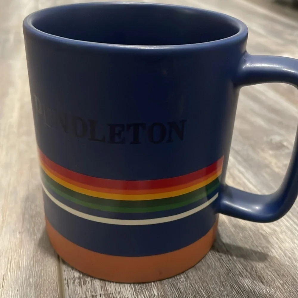 Pendleton Blue Stoneware Mug 18 oz